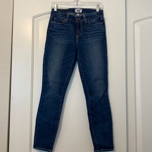 Size 27 Paige brand skinny jeans, mid rise. Lots of stretch